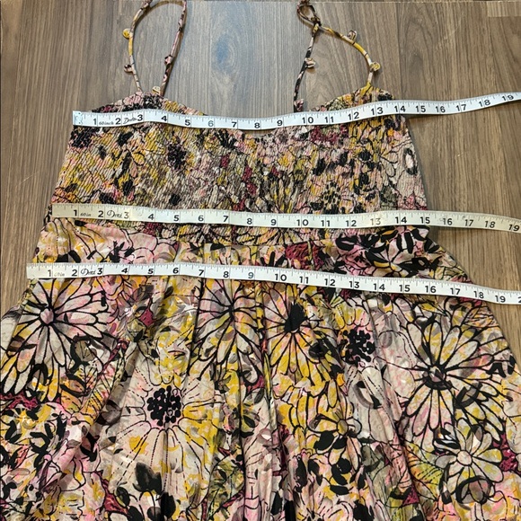 Geisha Designs Anthropologie Jessamyn Floral Printed Zip Up Midi Dress - Picture 10 of 12